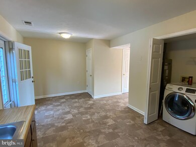 111 Nottoway Dr, Stephens City, VA 22655 - photo 6