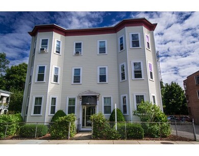 518 Putnam Ave, Cambridge, MA 02139 - photo 5