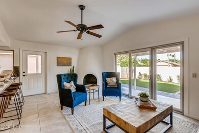 7135 N Via De Amigos Scottsdale AZ - Web