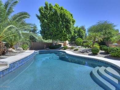 034_Pool Entry
