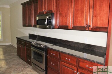 Abundance of storage, smooth top range
