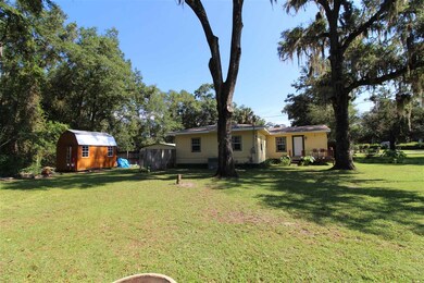 26 Circle Dr, Crawfordville, FL 32327 - photo 5