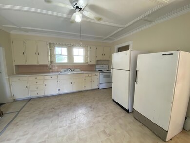 3 Kitchen