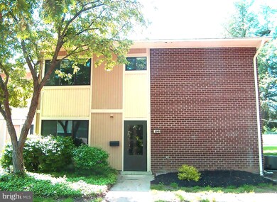 1048 Brinker Dr, Hagerstown, MD 21740 - photo 2