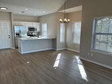 26035 Heartwood Dr unit 402, Whitney, TX 76692 - photo 2