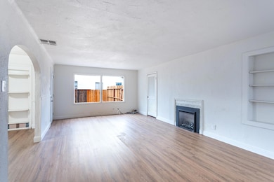 1027 Parkview Ave, Redding, CA 96001 - photo 4