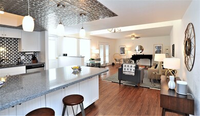 Large Breakfast Bar