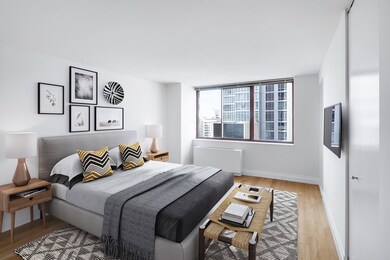 unlisted-address, New York, NY 10019 - photo 7