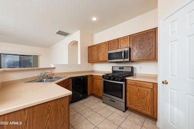 7030 S 30th St, Phoenix, AZ 85042 - photo 5