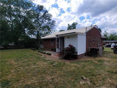 315 Durant Dr, Fayetteville, NC 28304 - photo 4