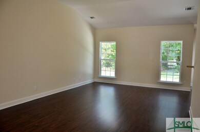 Living room w/ 10+ ft ceilings
