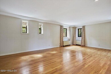 11-Dining Room