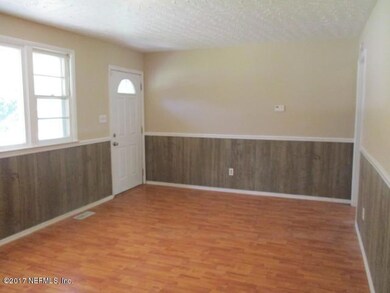 204 Regalwood Dr, Jacksonville, NC 28546 - photo 2