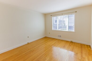 230 Washington St unit B, Marblehead, MA 01945 - photo 7