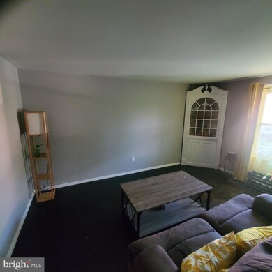1014 Middleborough Rd, Essex, MD 21221 - photo 5