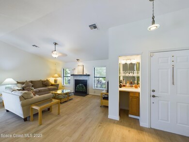 6203 S Mirror Lake Dr unit 10, Sebastian, FL 32958 - photo 4