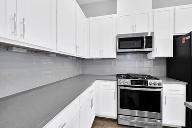 4510 Whitney Park Way, Houston, TX 77022 - photo 3