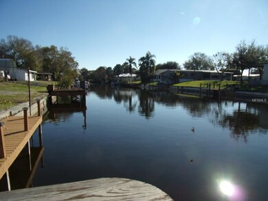 DOCKAGE NEAR TAYLOR CREEK