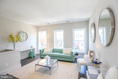 3114 Warder St NW unit 1, Washington, DC 20010 - photo 5