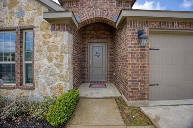 10816 Aledo Ln, Aubrey, TX 76227 - photo 2