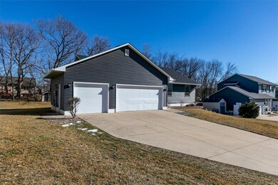 4113 Bayview Ct, Des Moines, IA 50320 - photo 3