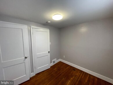 822 Quade St, Oxon Hill, MD 20745 - photo 7