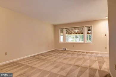 14313 Blackmon Dr, Rockville, MD 20853 - photo 7