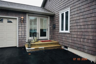 236 Vine St, Pawtucket, RI 02861 - photo 3