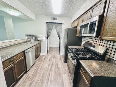 1314 Southport Dr unit C, Austin, TX 78704 - photo 3