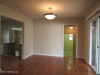 4847 Ducheneau Dr, Jacksonville, FL 32210 - photo 4