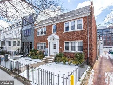 813 5th St NE unit 3, Washington, DC 20002 - photo 3