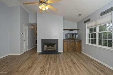 145_wheaton_dr_15oct2019_jwb_09806