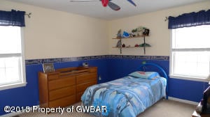 204 Snow Valley Cir unit 1, Drums, PA 18222 - photo 6