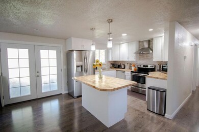 1425 Pleasant St, Medford, OR 97504 - photo 4