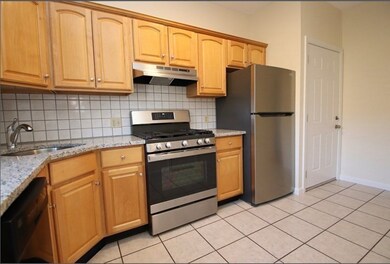 11 Essex St unit 11C, Saugus, MA 01906 - photo 2