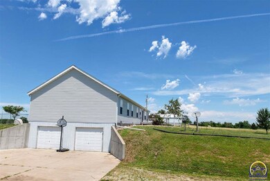 6710 NW Nickell Rd, Topeka, KS 66618 - photo 2