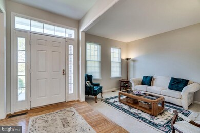 7625 Seabrook Ln, Springfield, VA 22153 - photo 6