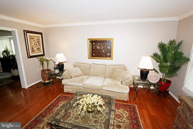 7870 Rockburn Dr, Ellicott City, MD 21043 - photo 6