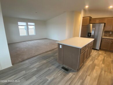 415 Acapulco Way, Paulden, AZ 86334 - photo 7