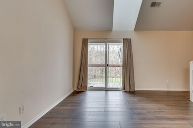 18521 Boysenberry Dr unit 249, Gaithersburg, MD 20879 - photo 7