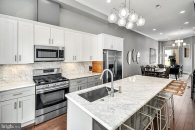 2244 Reed St, Philadelphia, PA 19146 - photo 5