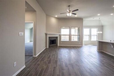 07_2103BlossomCrown_550_L