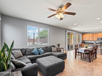 10-Family Room