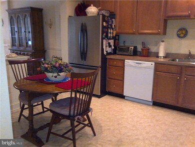 374 Brittany Ct, Souderton, PA 18964 - photo 6