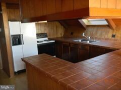 5227 Hillside Dr, Warrenton, VA 20187 - photo 3