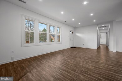 2403 Spring St, Dunn Loring, VA 22027 - photo 5