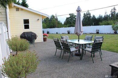 17510 Gravenstein Rd, Bothell, WA 98012 - photo 2