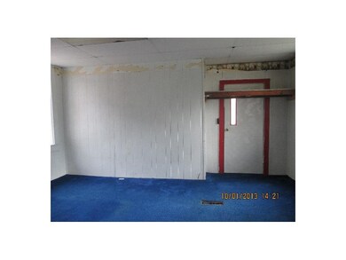 215 E Baltimore St, Laurel, IN 47024 - photo 4