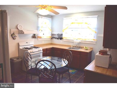 434 Delaware Ave, Riverside, NJ 08075 - photo 5