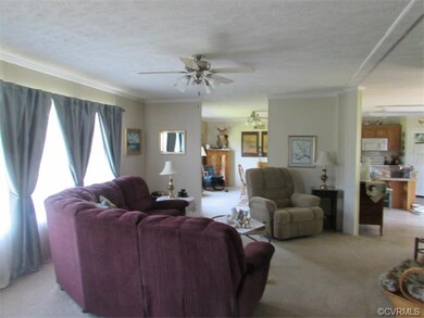 946 Howerton Rd, Dunnsville, VA 22454 - photo 7